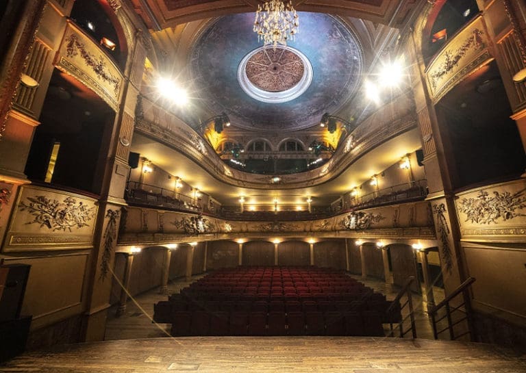 The Vaudeville Theater - Choux de Bruxelles