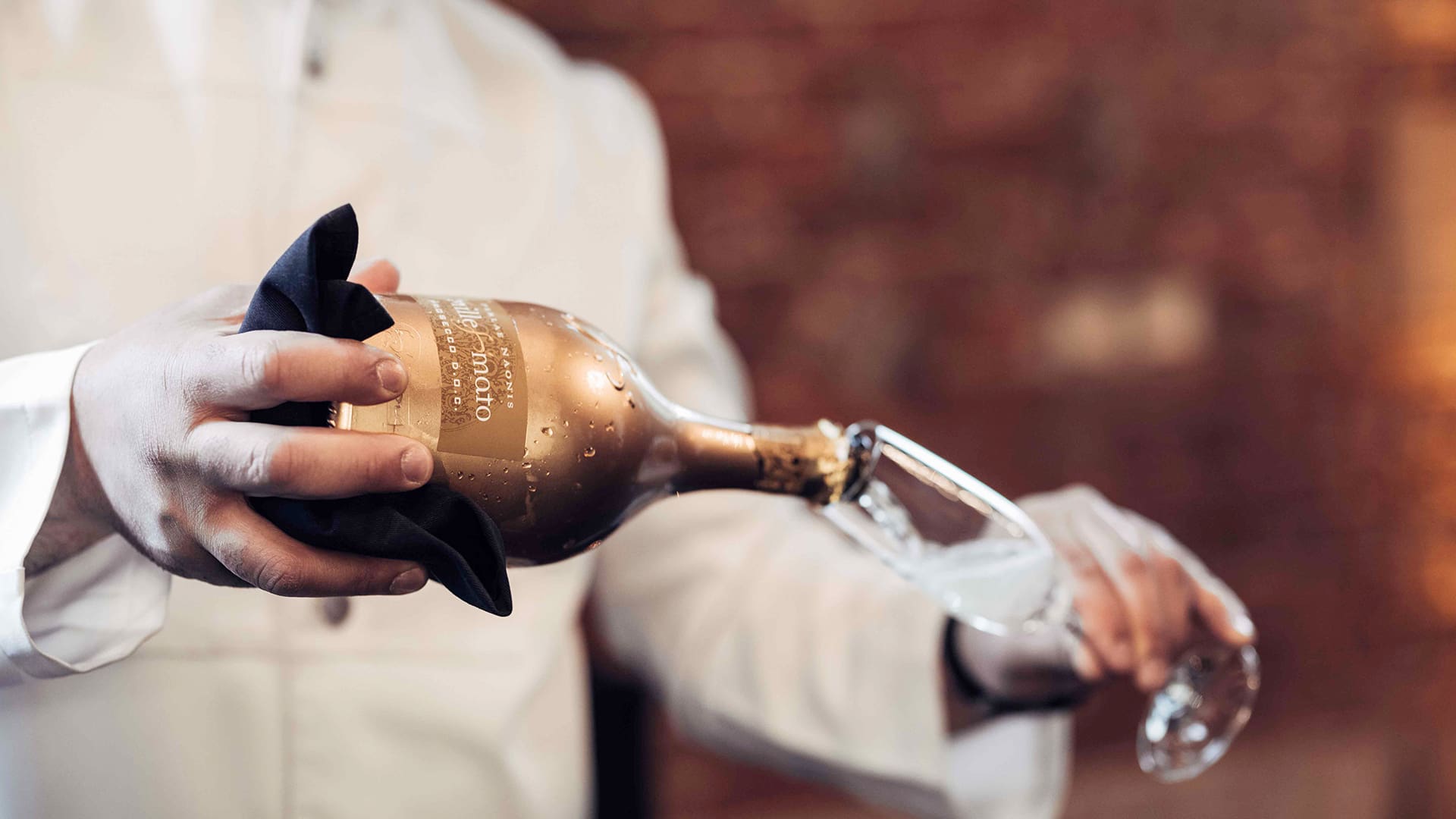 Arsenal Choux de Bruxelles Event venue Champagne service