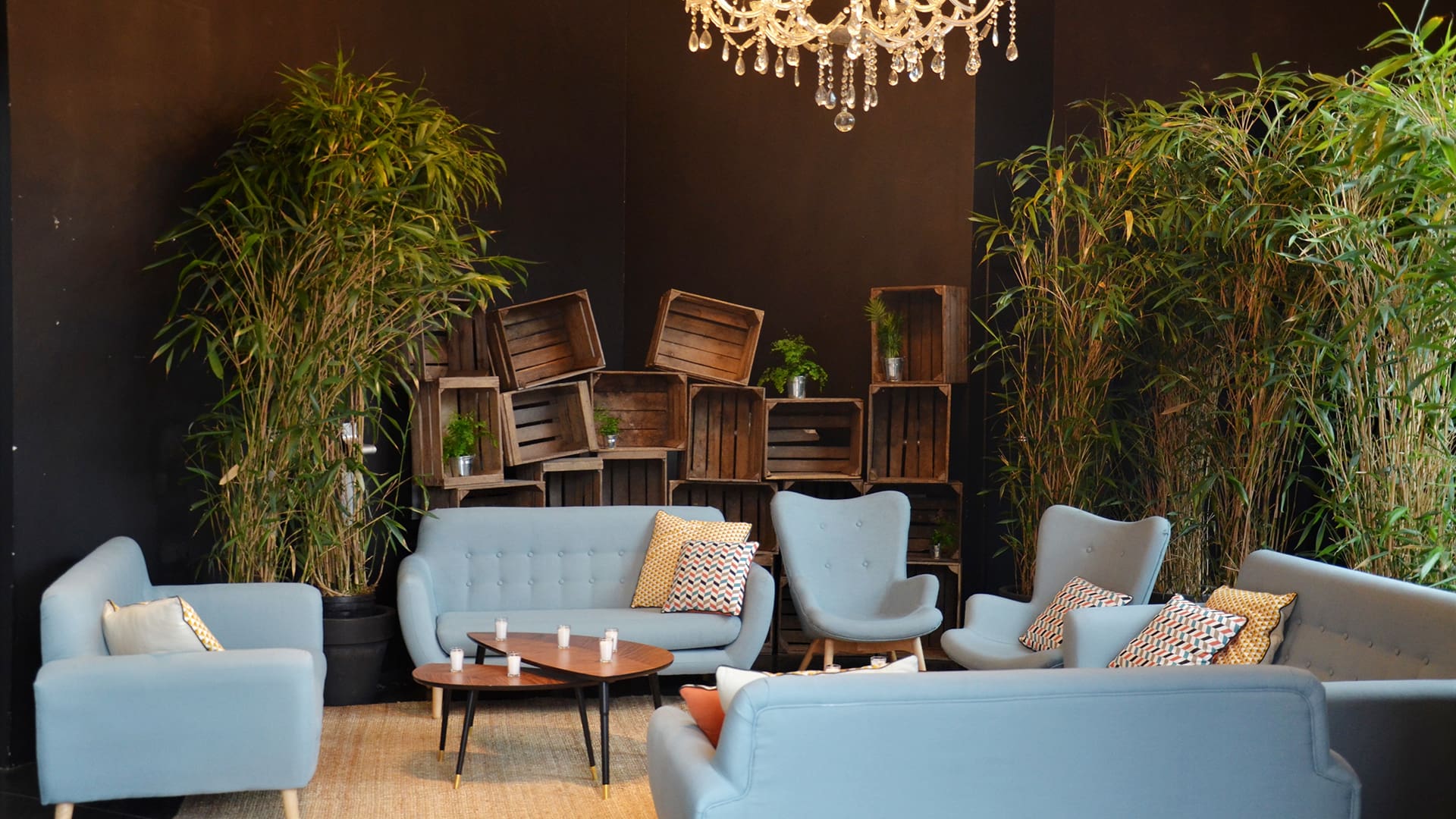 Arsenal Choux de Bruxelles Event venue cozy couchs mood