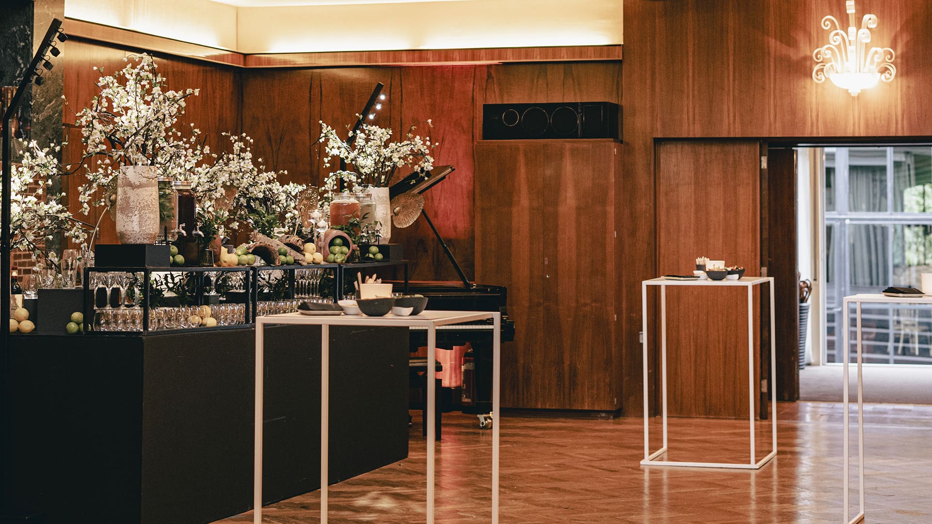 Chapelle Musicale Reine Elisabeth bar inside view