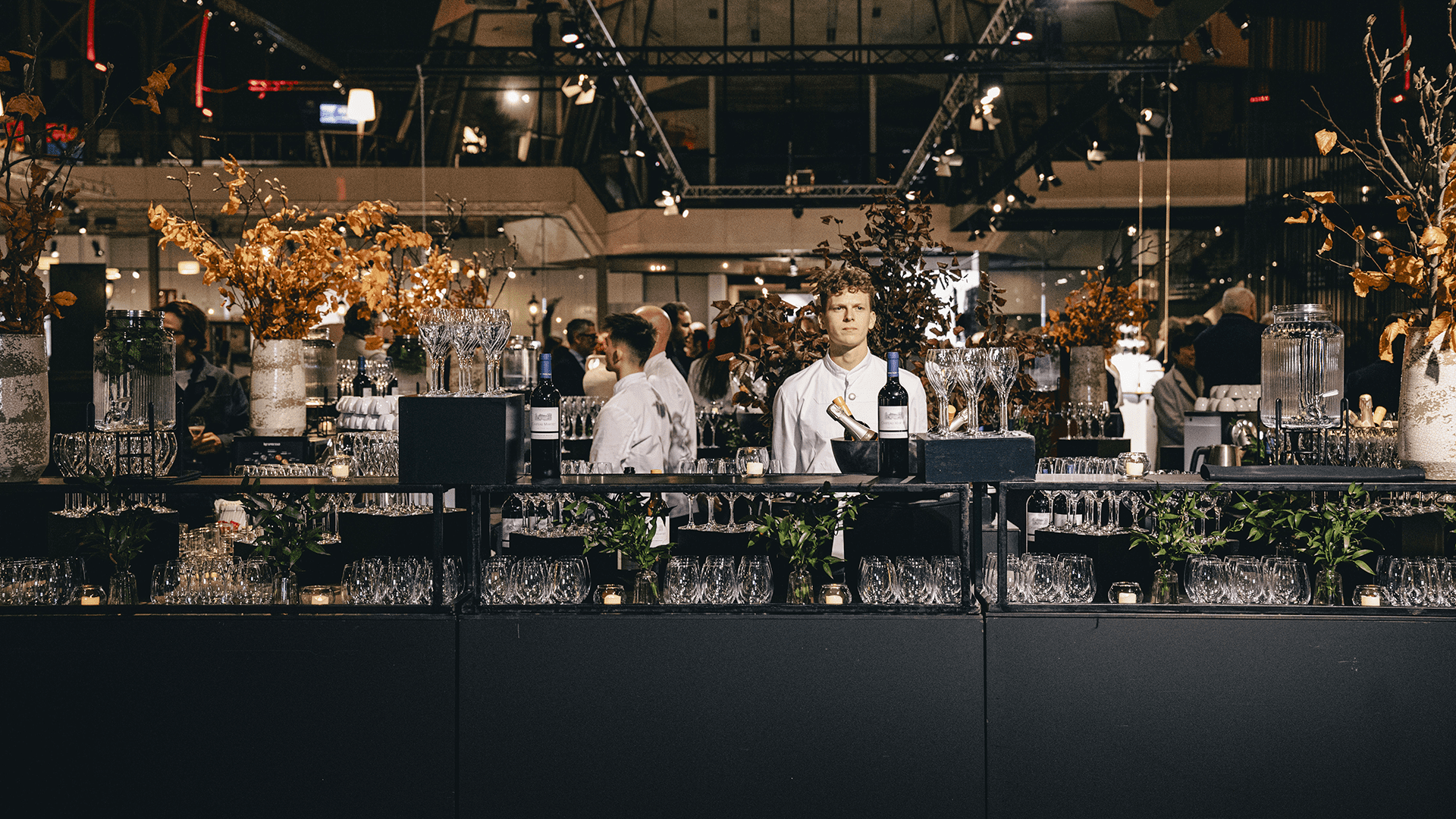 Autoworld Bar Service Catering Choux industrial Brussels