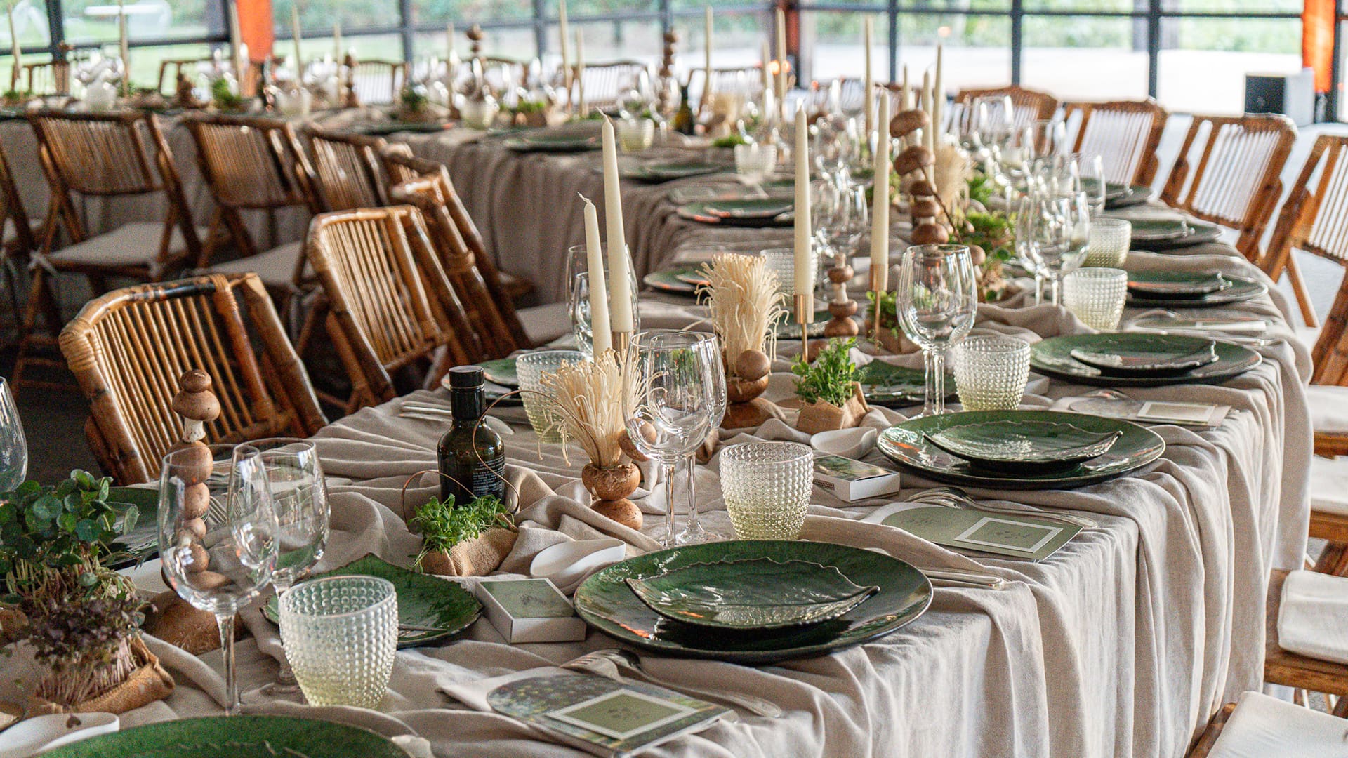 Château de Drogenbos Tente Mushrooms art special dinner autumn colors