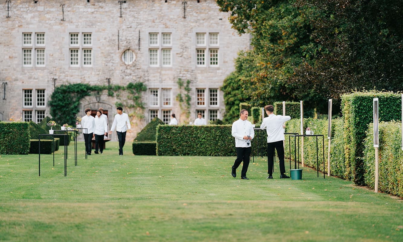 Choux de Bruxelles happy team garden castle